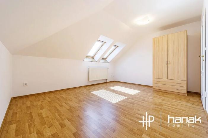 Pronájem rodinného domu, Doloplazy, 264 m2