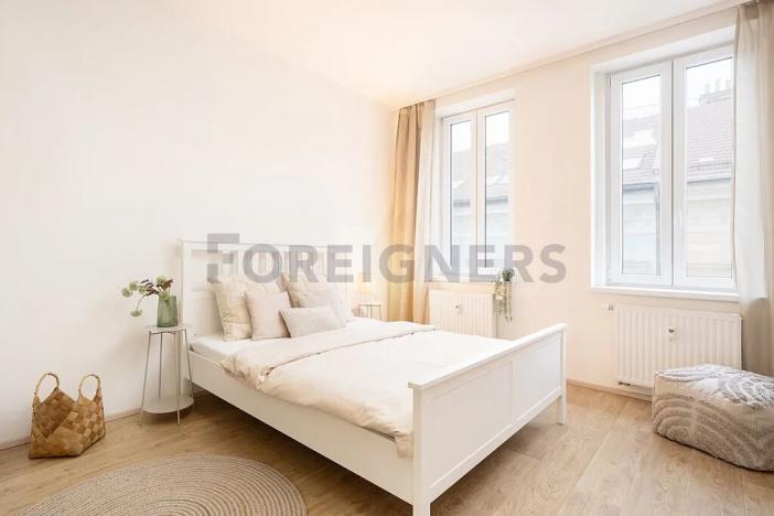 Pronájem bytu 1+kk, Brno, Bratislavská, 32 m2