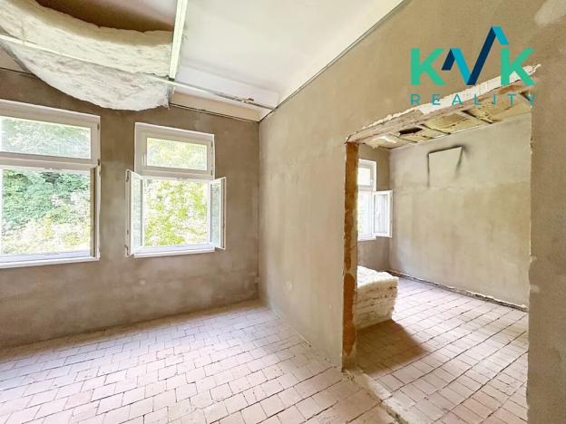 Prodej bytu 4+1, Karlovy Vary, Sadová, 154 m2