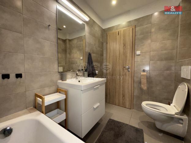 Pronájem bytu 2+kk, Ledeč nad Sázavou, Husovo náměstí, 48 m2