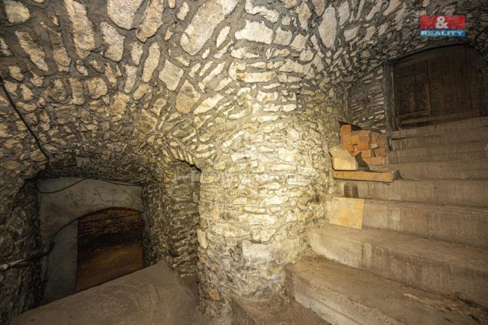 Prodej rodinného domu, Kutná Hora - Kutná Hora-Vnitřní Město, Václavské náměstí, 250 m2