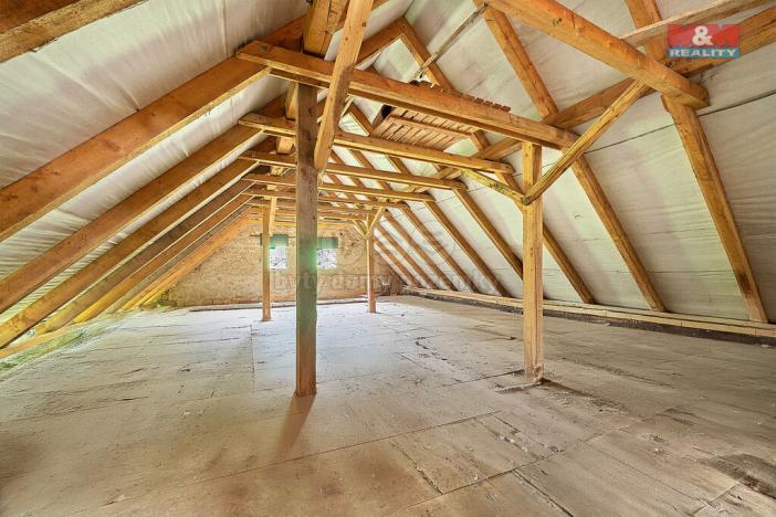 Prodej rodinného domu, Chlumec - Žandov, 400 m2