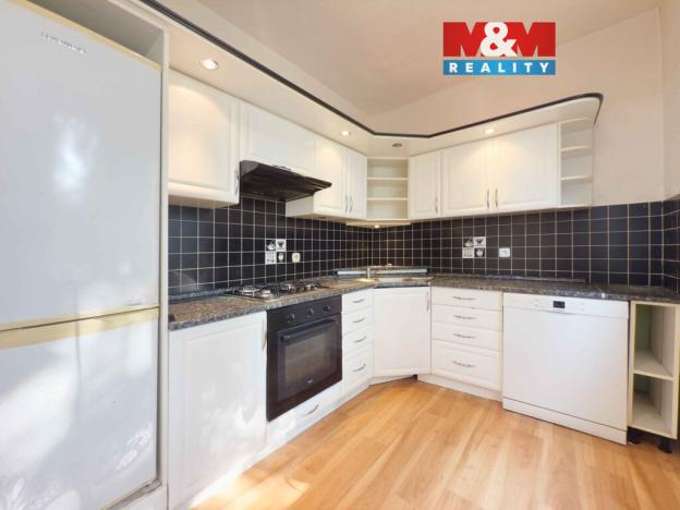 Prodej bytu 3+1, Karviná - Hranice, Slovenská, 60 m2