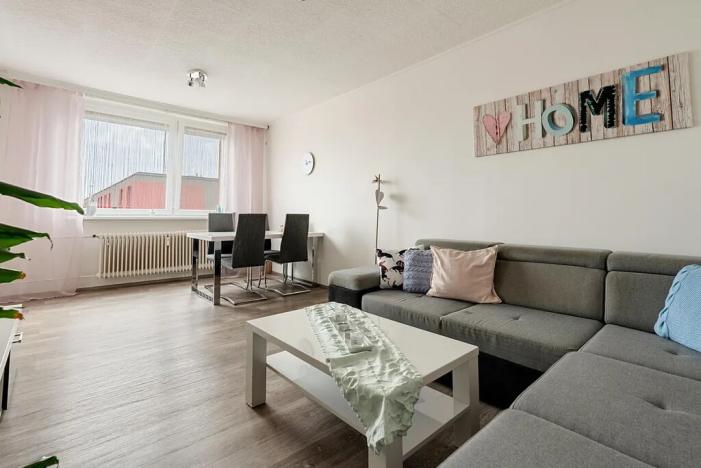 Prodej bytu 3+1, Hustopeče, Větrná, 74 m2