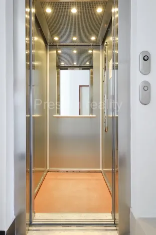 Prodej bytu 3+1, Praha - Podolí, Podolské nábřeží, 100 m2