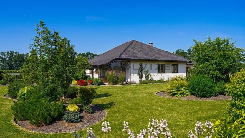 Prodej rodinného domu, Borovany, 237 m2