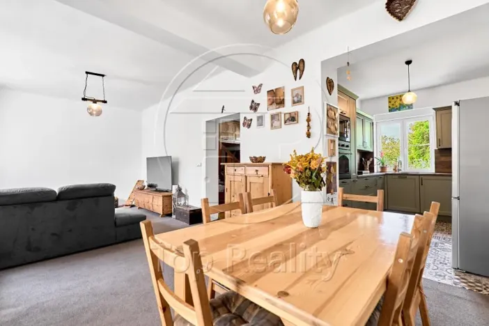 Prodej rodinného domu, Březová, 199 m2