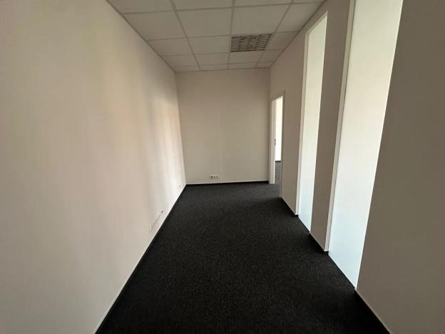 Pronájem kanceláře, Praha - Hradčany, Milady Horákové, 118 m2