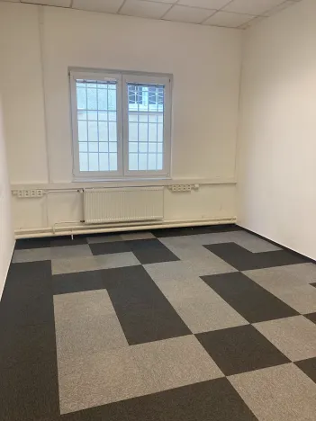 Pronájem kanceláře, Praha - Libeň, U libeňského pivovaru, 57 m2