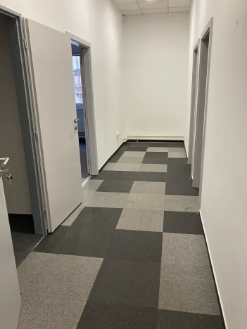 Pronájem kanceláře, Praha - Libeň, U libeňského pivovaru, 57 m2
