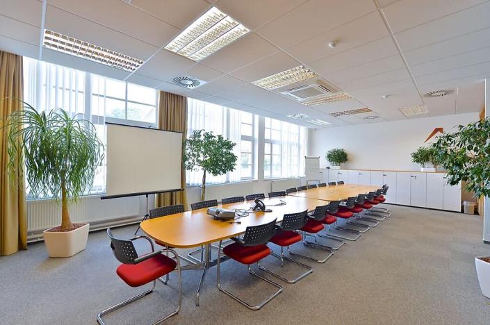 Pronájem kanceláře, Praha - Libeň, U libeňského pivovaru, 417 m2