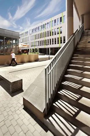 Pronájem kanceláře, Ústí nad Labem, Špitálské náměstí, 590 m2