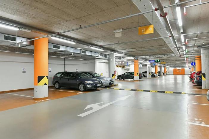 Pronájem kanceláře, Praha - Stodůlky, Siemensova, 2400 m2