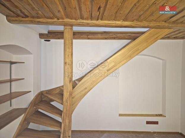 Pronájem bytu 2+kk, Jáchymov, náměstí Republiky, 56 m2