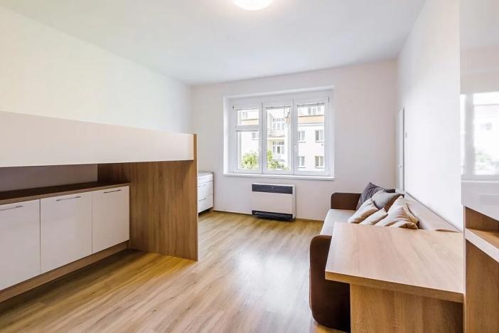 Pronájem bytu 1+kk, Praha - Michle, Počátecká, 29 m2