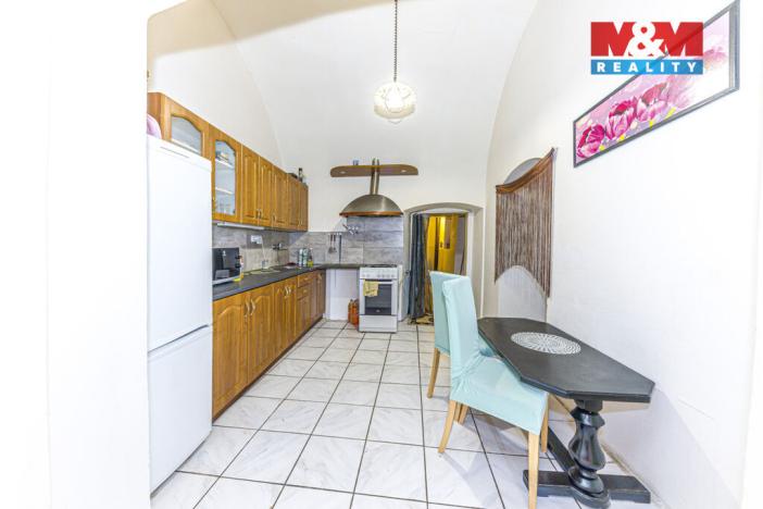 Prodej činžovního domu, Kutná Hora - Kutná Hora-Vnitřní Město, Václavské náměstí, 250 m2