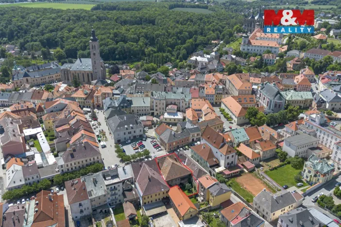 Prodej činžovního domu, Kutná Hora - Kutná Hora-Vnitřní Město, Václavské náměstí, 250 m2