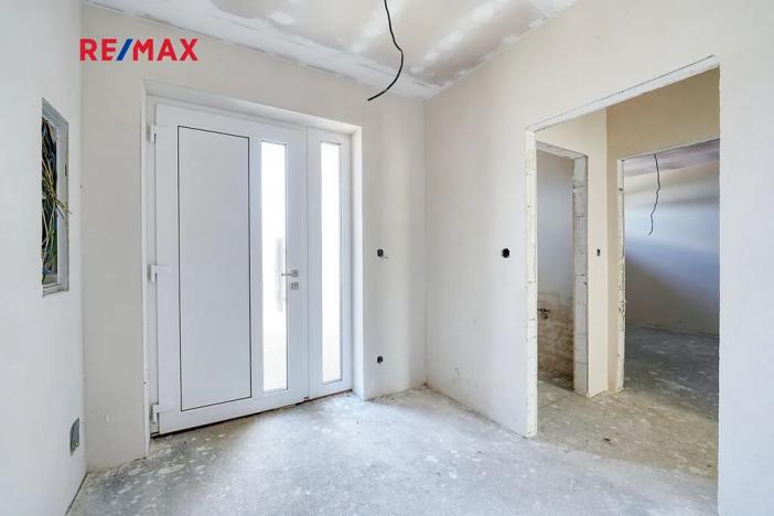 Prodej rodinného domu, Lužany, 153 m2