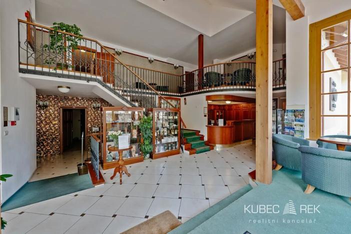 Prodej ubytování, Chotoviny, Táborská, 2200 m2