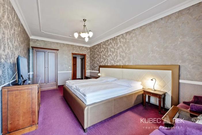 Prodej ubytování, Chotoviny, Táborská, 2200 m2