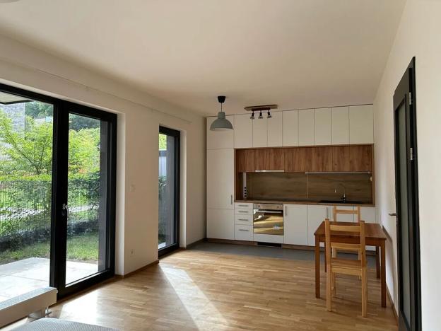 Pronájem bytu 1+kk, Praha - Smíchov, Na Neklance, 42 m2