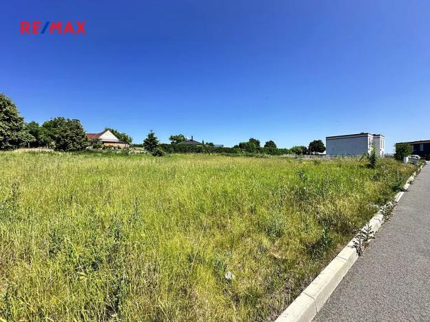 Prodej pozemku pro bydlení, Třebusice, 848 m2