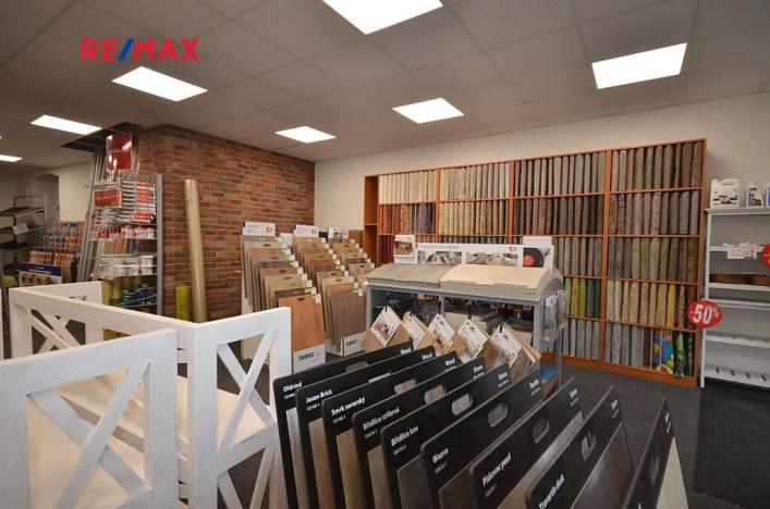 Pronájem obchodního prostoru, Slaný, Třebízského, 140 m2