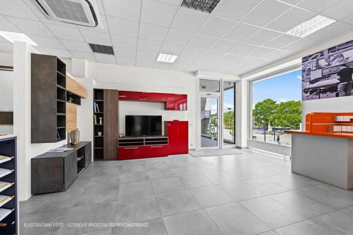 Pronájem obchodního prostoru, Praha - Hloubětín, Poděbradská, 326 m2