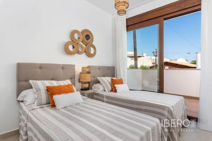 Prodej bytu 3+kk, Torrevieja, Španělsko, 62 m2