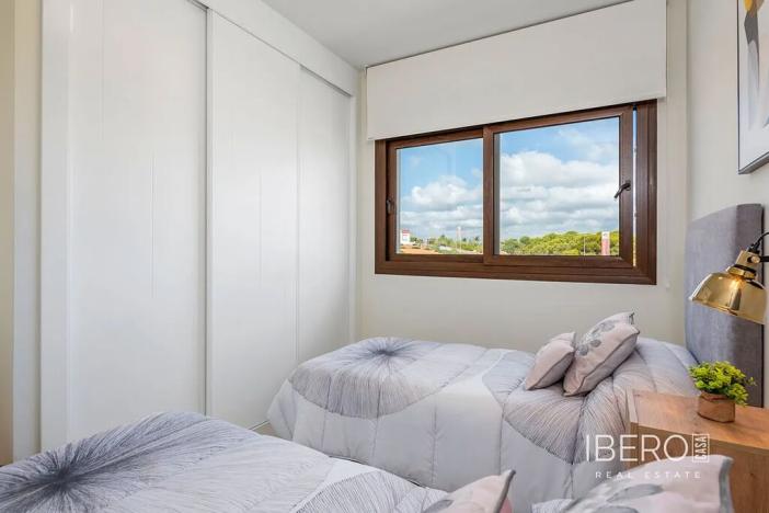 Prodej bytu 3+kk, Torrevieja, Španělsko, 62 m2