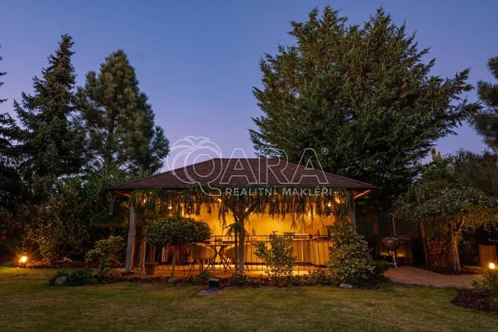 Prodej vily, Zeleneč, Štefánikova, 540 m2