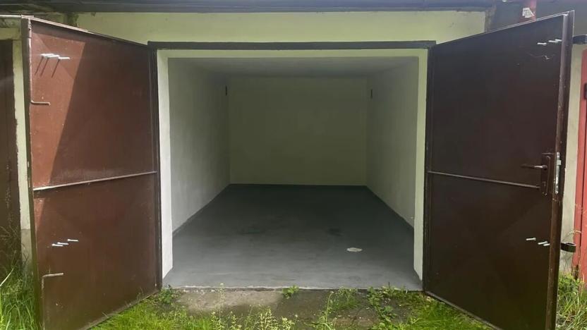 Pronájem garáže, Kolín, Zličská, 18 m2