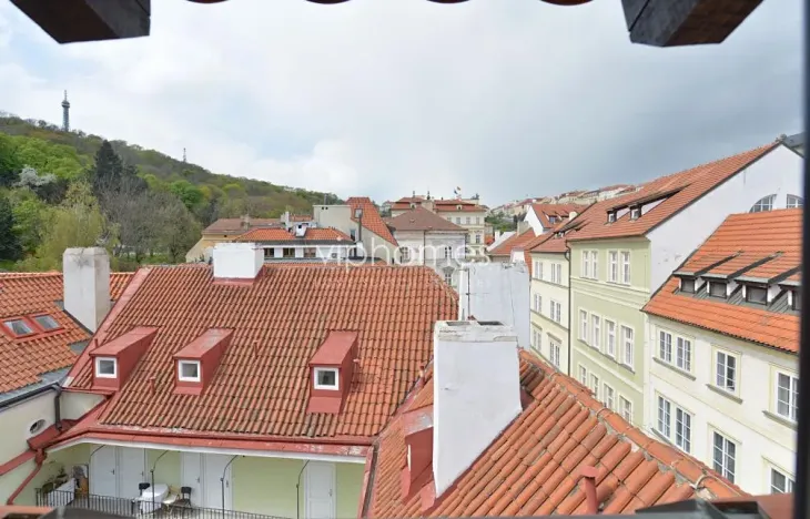 Pronájem bytu 4+1, Praha - Malá Strana, Vlašská, 221 m2