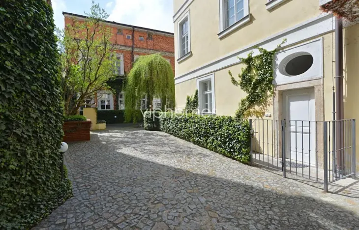 Pronájem bytu 4+1, Praha - Malá Strana, Vlašská, 221 m2