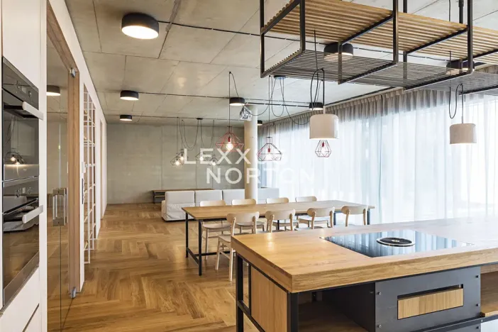 Pronájem atypického bytu, Praha - Bubeneč, Ronalda Reagana, 198 m2