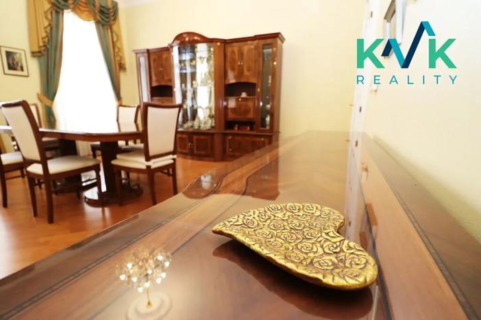 Prodej bytu 3+1, Karlovy Vary, Zahradní, 123 m2