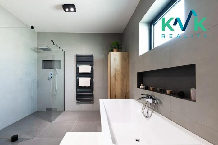 Prodej rodinného domu, Hájek, 228 m2