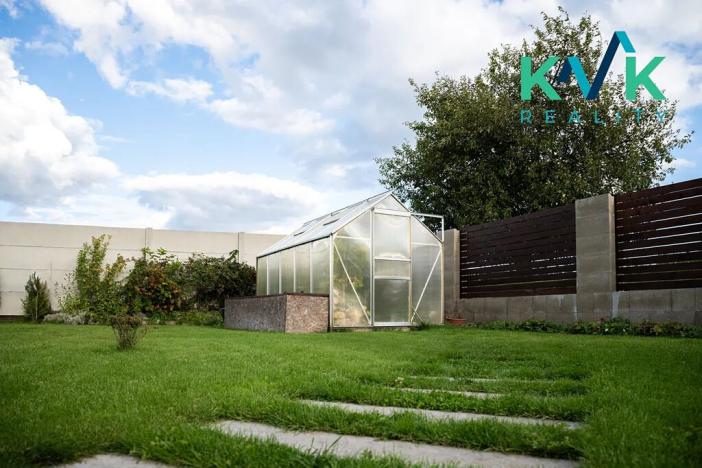 Prodej rodinného domu, Hájek, 228 m2