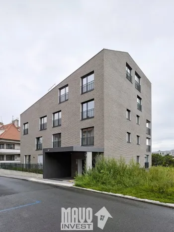 Prodej garážového stání, Praha - Strašnice, Strašínská, 13 m2