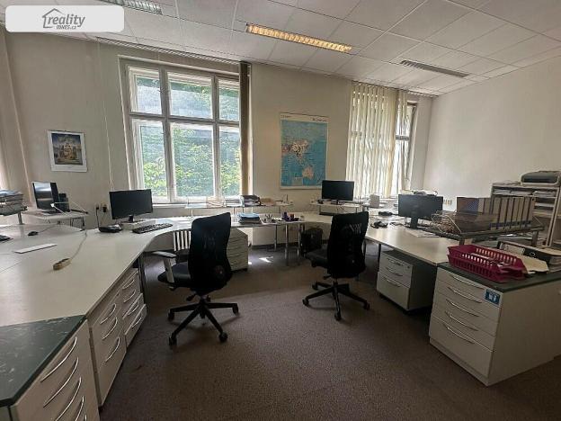 Pronájem kanceláře, Blansko, Gellhornova, 541 m2