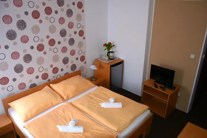 Prodej ubytování, Turnov, Hluboká, 600 m2