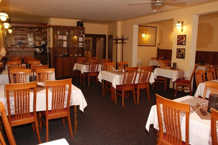 Prodej ubytování, Turnov, Hluboká, 600 m2