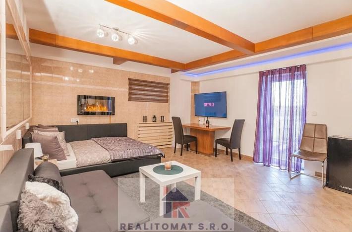 Pronájem bytu 1+kk, Praha - Jinonice, Peroutkova, 55 m2