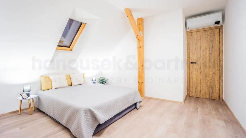 Prodej bytu 4+kk, Vrchlabí, Horská, 90 m2