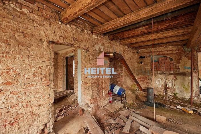 Prodej rodinného domu, Hanušovice, 400 m2