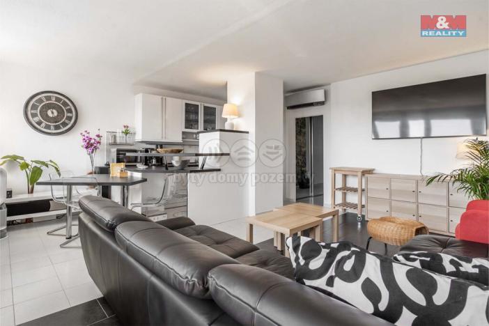 Prodej bytu 3+1, Praha - Řepy, Vondroušova, 75 m2