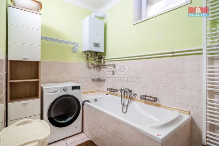 Prodej činžovního domu, Mimoň, nám. 1. máje, 120 m2