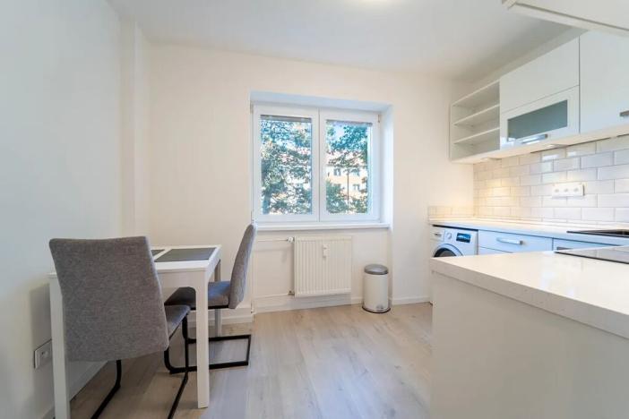 Pronájem bytu 1+1, Chvaletice, Obránců míru, 30 m2