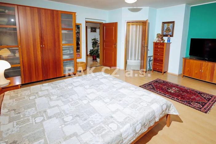 Prodej rodinného domu, Praha - Záběhlice, Ke skalkám, 250 m2