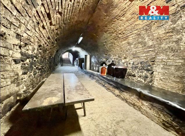 Prodej vinného sklepa, Perná, 31 m2